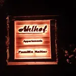 Ahlhof *